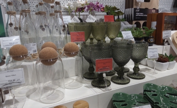 Какие подарки не стоит дарить на Новый год: эти презенты могут испортить праздник другим