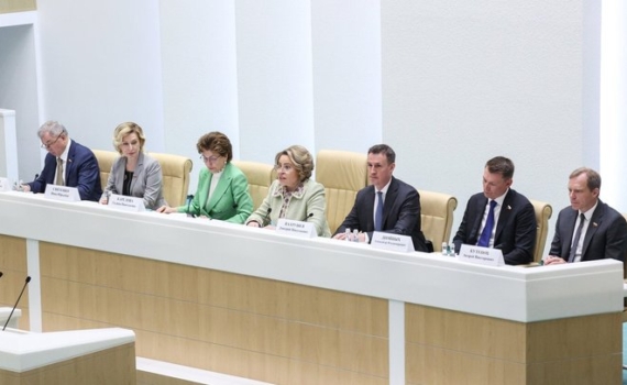 Евстафьев: Безопасная торговля уйдет в прошлое во время глобальных потрясений в экономике