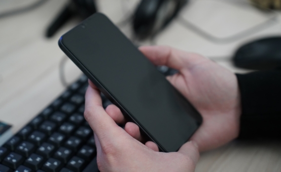 Ваш аккаунт в MAX взломали? 5 шагов — как вернуть, даже если кажется, что всё потеряно Ваш аккаунт в MAX взломали? 5 шагов — как вернуть, даже если кажется, что всё потеряно